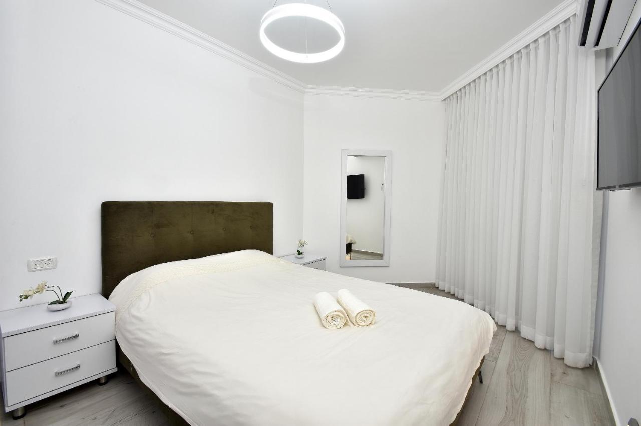 House Of Kings Apartment Тиберия Екстериор снимка